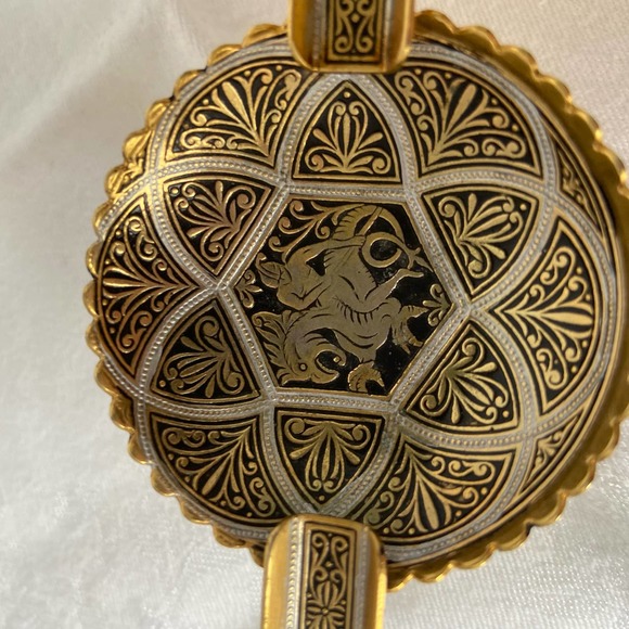 2 Vintage Ashtrays Ash Trays Dragon Warrior Samurai Gold Silver Black - Picture 9 of 9